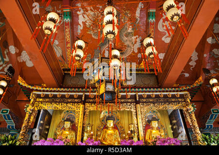 China, Hong Kong, Lantau, Innere des Po Lin Kloster Stockfoto
