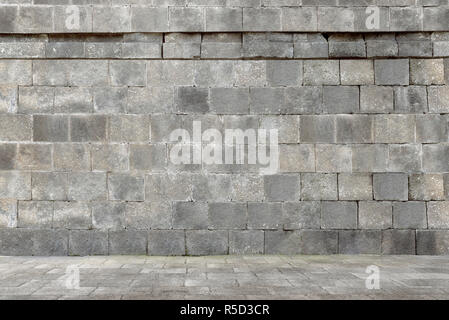 Bau der alten Mauer aus Stein Stockfoto