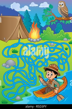 Labyrinth 27 mit Wasser scout Boy Stockfoto
