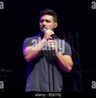 Sydney, NSW, Australien. 22 Sep, 2018. Die Stimme Australien 2016 Sieger Alfie Arcuri gesehen Durchführen am Revesby Arbeiter Club in Sydney Credit: Belinda Vel/SOPA Images/ZUMA Draht/Alamy leben Nachrichten Stockfoto