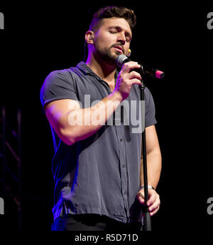 Sydney, NSW, Australien. 22 Sep, 2018. Die Stimme Australien 2016 Sieger Alfie Arcuri gesehen Durchführen am Revesby Arbeiter Club in Sydney Credit: Belinda Vel/SOPA Images/ZUMA Draht/Alamy leben Nachrichten Stockfoto