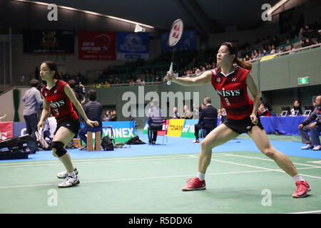 Komazawa Gymnasium, Tokio, Japan. 30 Nov, 2018. Ayaka Takahashi &?/Misaki Matsutomo, 30. November 2018 - Badminton: Die 72 All Japan Badminton Meisterschaften 2018 Damen Doppel 3. Runde an der Komazawa Gymnasium, Tokio, Japan. Credit: YUTAKA/LBA SPORT/Alamy leben Nachrichten Stockfoto