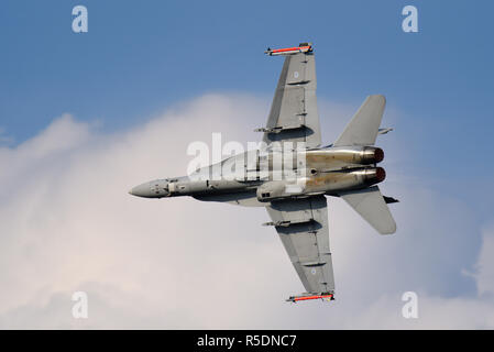 Finnische Luftwaffe Ilmavoimat F-18 Hornet jet Jagdflugzeug der Royal International Air Tattoo Airshow, RIAT, RAF Fairford. Finnische Verteidigung Stockfoto