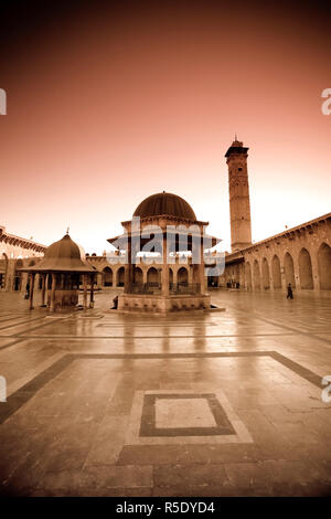 Syrien, Aleppo, die Altstadt (UNESCO-Site), große Moschee (Al Jamaa al Kebir) Stockfoto