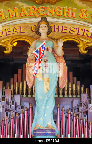 England, Dorset, stiegen, die Great Dorset Steam Fair, Drehorgel-Detail Stockfoto