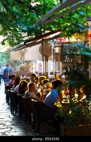 Restaurants & Bars, Thisso Bezirk, Athen, Griechenland Stockfoto