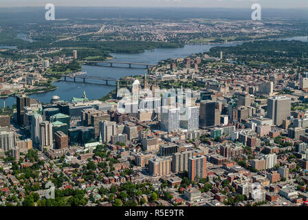 Luftbild der Innenstadt von Ottawa, Ontario, ca. 2003 Stockfoto