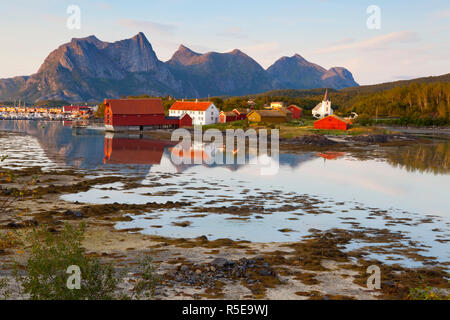 Der alte Handelsplatz der Kjerringoy, Nordland, Norwegen Stockfoto