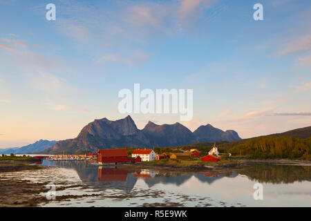 Der alte Handelsplatz der Kjerringoy, Nordland, Norwegen Stockfoto