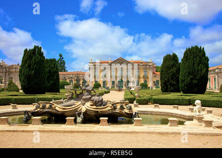 Zeremonielle Fassade des Corps de Logis, Palacio de Queluz, Lissabon, Portugal Stockfoto