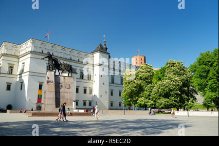 VILNIUS, LITAUEN - 11. MAI 2018: Der Palast der Großfürsten von Litauen, ein Palast in Vilnius, die ursprünglich im 15. Jahrhundert gebaut für die Stockfoto