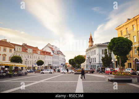 VILNIUS, LITAUEN - 6. Mai 2018: Town Hall Square, einem der ältesten Plätze der Altstadt Vilnius, eine zentrale Position im öffentlichen Leben der Stadt, Vilnius, Stockfoto