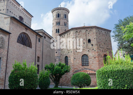 Die Taufkapelle von Neon in Ravenna, Italien. Es ist als UNESCO-Weltkulturerbe eingetragen sind. Stockfoto