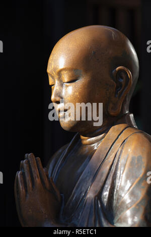 Japan, Tokio, Asakusa, Asakusa Kannon Tempel, Buddha Statue Stockfoto