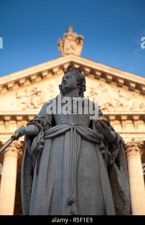 Queen Anne Statue, St. Paul's Cathedral, London, England Stockfoto