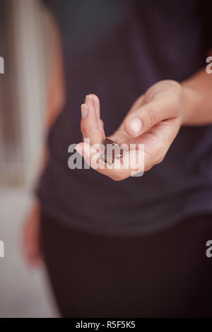 Usb-Schlüssel in der Hand Stockfoto