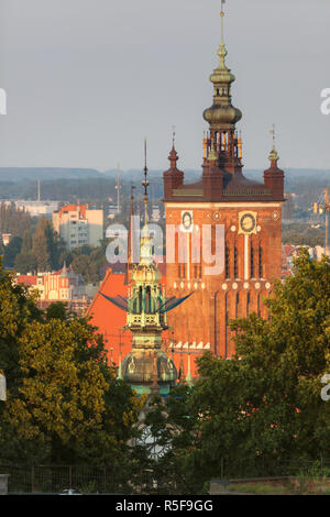 Panorama von Danzig bei Nacht. Danzig, Pommern, Polen. Stockfoto