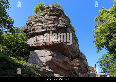 Die felsformation am Château du Haut-Barr Stockfoto