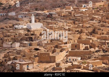 Tunesien, Ksour Bereich Toujane, Berberdorf entlang Route C 104 Stockfoto