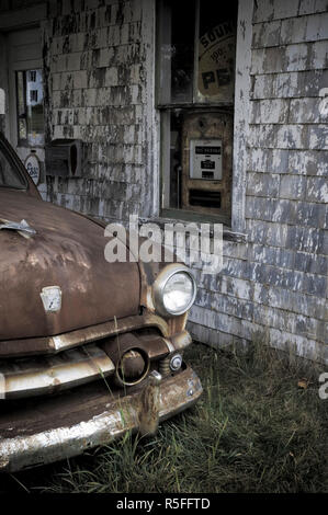 USA, Maine, Potter, alte Tankstelle Stockfoto