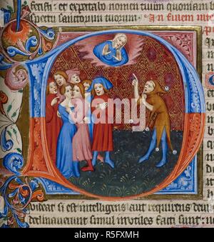 Gott in der Cloud und Gruppe von Menschen. Große Bibel (St. Jerome version). England (London?), 1405-1415. (Detail) Psalm 52: Erste 'D' zeigt Gott in der Wolke, unter der Gruppe von Menschen, ein Mann und eine Frau umarmen, und ein Narr. Bild aus Große Bibel (St. genommen Jerome version). Ursprünglich veröffentlicht in England (London), 1405-1415 produziert. . Quelle: Royal 1 E. IX, f148.. Sprache: Latein. Stockfoto