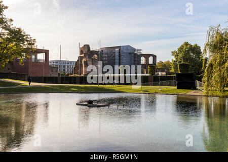 Trier, Deutschland. Die Kaiserlichen Bäder (kaiserthermen), eine grosse römische Badewanne Komplex von der antiken Stadt Augusta Treverorum. Ein Weltkulturerbe sinc Stockfoto