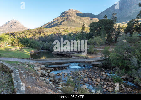 Ein niedriges Niveau Straße Brücke an Algerien in den Cederberg Mountains im Western Cape von Südafrika Stockfoto