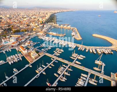 Luftaufnahme von Limassol, Marina, Zypern Stockfoto