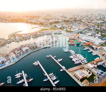 Luftaufnahme von Limassol, Marina, Zypern Stockfoto