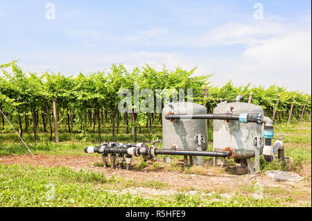 System für das Pumpen von Wasser zur Bewässerung Stockfoto