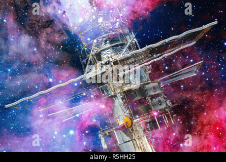 Hubble Space Telescope und Nebel. Double Exposure. Stockfoto