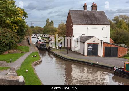 Hawkesbury Junction, Aka Sutton Stop: stop Lock an der Kreuzung der Nord Oxford Canal mit dem Coventry Canal, Warwickshire, England, Großbritannien Stockfoto