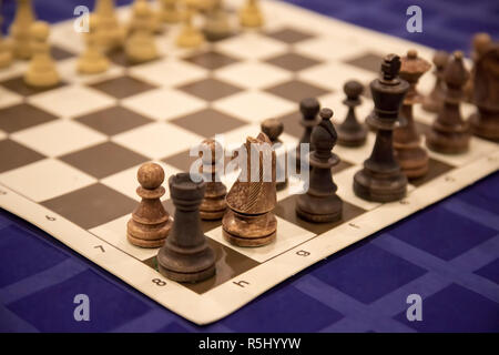 Schach Bauern auf dem Schachbrett. Nahaufnahme Stockfoto