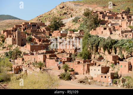 01-03-15, Marrakesch, Marokko. Einer Abgelegenen ländlichen Dorf im sub-Atlas Berber Region. Die meisten Häuser sind aus Lehmziegeln gebaut. Foto: © Simon Grosse Stockfoto