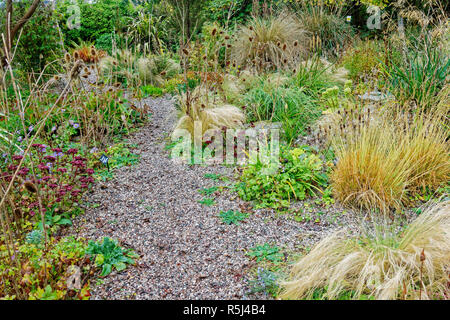 Herbst Blick auf ascog Halle Garten und in der Nähe von Fernery Rothesay auf der Isle of Bute, Argyll, Schottland. Stockfoto