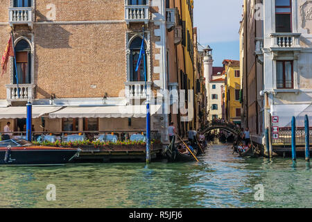 Venedig, Italien - 22. August 2018: Ein kleiner Kanal von Venedig genannt Stockfoto