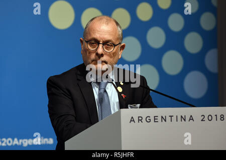 Buenos Aires, Argentinien. 01 Dez, 2018. Jorge Faurie, Argentiniens Außenminister, spricht auf einer gemeinsamen Pressekonferenz mit Dujovne, Argentinien Wirtschaftsminister, am zweiten Tag der G20-Gipfel. Credit: - - -/G20 Argentinien/dpa - ACHTUNG: Nur für die redaktionelle Verwendung im Zusammenhang mit der aktuellen Berichterstattung und nur mit vollständiger Nennung der oben genannten Kredit-/dpa/Alamy leben Nachrichten Stockfoto