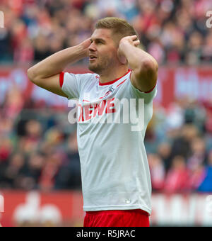 Köln, Deutschland, 1. Dezember 2018, 2.Liga, 1. FC Koeln vs SpVgg Greuther Fürth: Simon Terodde (Koeln) Gesten. Credit: Jürgen Schwarz/Alamy leben Nachrichten Stockfoto