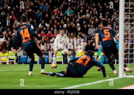 Von Real Madrid Dani Fernandez in Aktion während der La Liga Match zwischen Real Madrid und Valencia CF im Santiago Bernabeu in Madrid, Spanien. (Endstand: Real Madrid 2 - 0 Valencia) Stockfoto