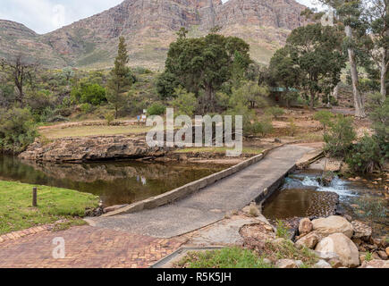 Ein niedriges Niveau Straße Brücke an Algerien in den Cederberg Mountains im Western Cape von Südafrika Stockfoto