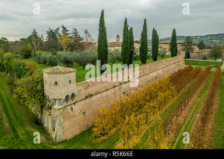 Luftaufnahme von Terra del Sole geplante Renaissance befestigte Stadt in der Emilia Romagna Italien in der nähe von Forli Stockfoto