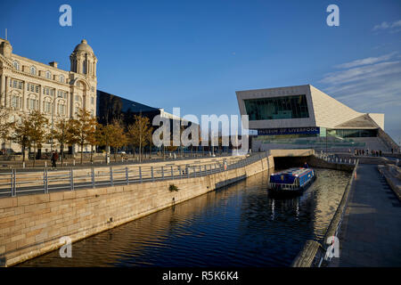 Pier Head Liverpool Waterfront Museum von Liverpool und den Kanal Link Stockfoto