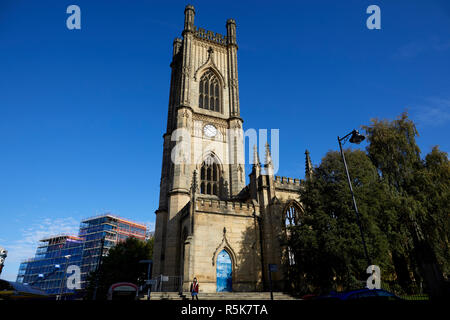 Das Stadtzentrum von Liverpool bezeichneten Grad II * St Luke's Church, die gemeinhin als die bombardiert, Kirche bekannt Stockfoto