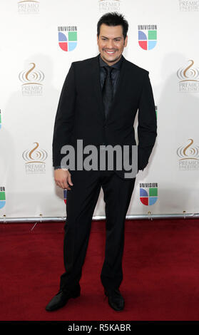 Victor Emanuel kommt für die 2009 "Premio Lo Nuestro Award Show an der BankUnited Mitte in Coral Gables, Florida am 26. März 2009. Stockfoto