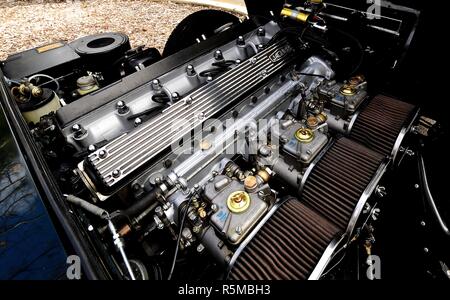 Jaguar E-Type V12-Motor Stockfoto