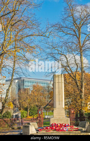 Kriegerdenkmal, Forbury-gärten, Reading, Berkshire Stockfoto