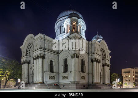 KAUNAS, Litauen - 02 August, 2017: die Kirche des Erzengels St. Michael (der Garnisonkirche). Kaunas, Litauen. Nachtansicht Stockfoto