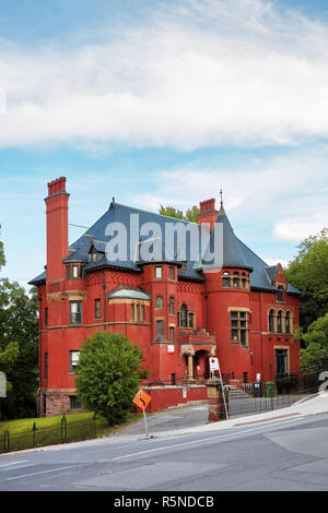 Alten historischen viktorianischen Gebäude mit roten Backsteinmauern in Montreal, Quebec, Kanada. Stockfoto