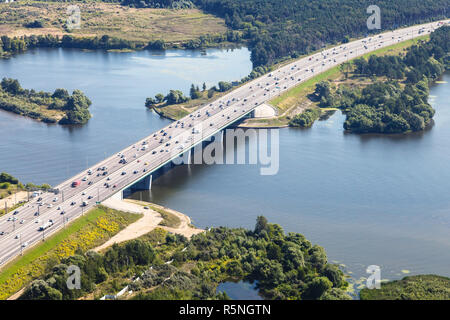 Ostsee Autobahn über die Moskwa in Moskau Stockfoto