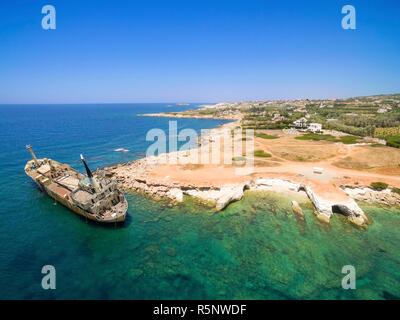 Schiffbruch EDRO III, Ayia Thekla, Paphos Stockfoto